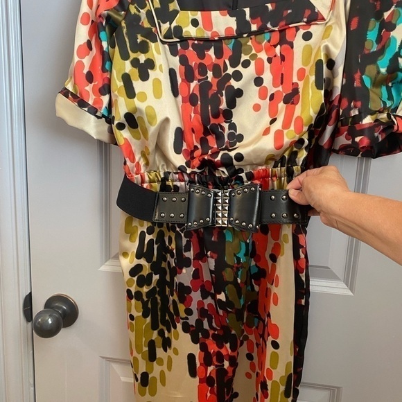 Jessica Simpson multicolor dress with belt in size 10. It is pre loved dress - Picture 2 of 8